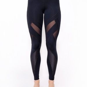 Allegiance Legging